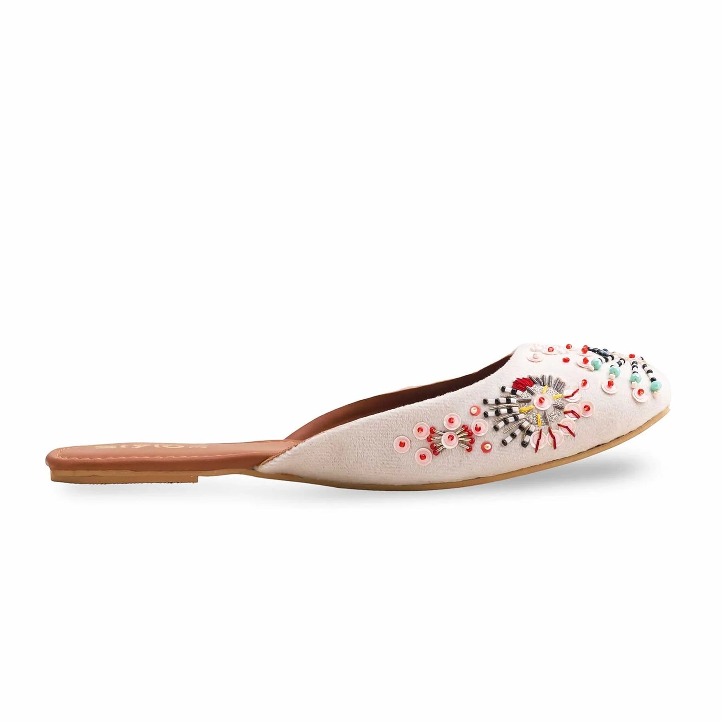 White Fancy Khussa For Ladies BM8542