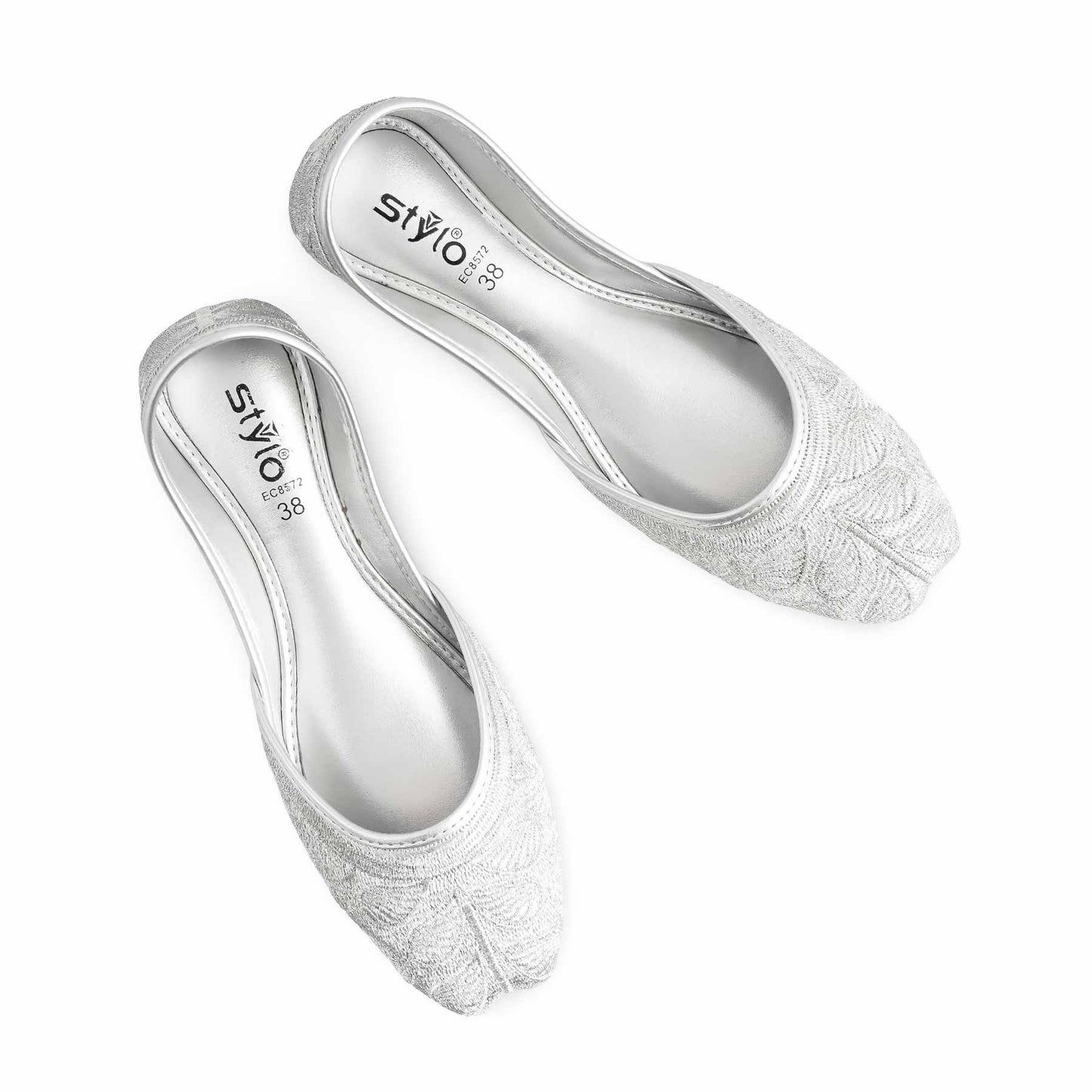 Silver Fancy Khussa For Ladies BM8572