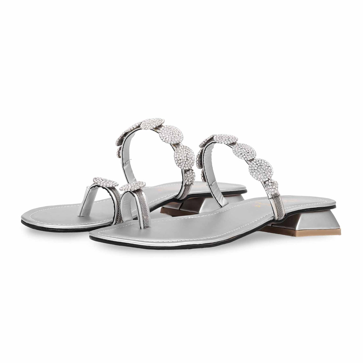 Silver Fancy Chappal BM0728