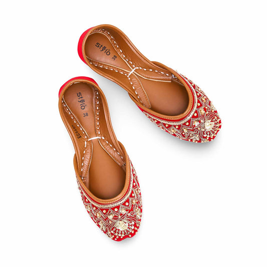Red Fancy Khussa For Ladies BM8465