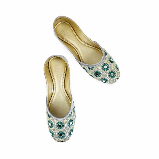 Grey Fancy Khussa For Ladies BM8518