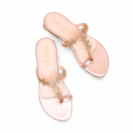 Golden Fancy Chappal BM0729